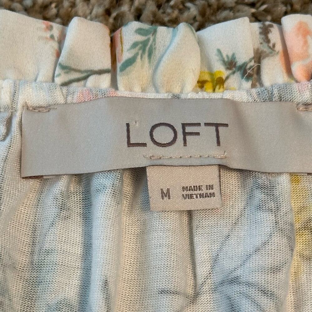 LOFT Floral Women's Shirt - v neck with string ties - Picture 6 of 7